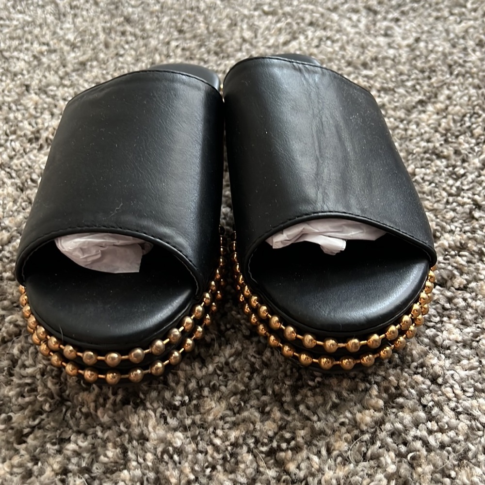 women’s platform sandals